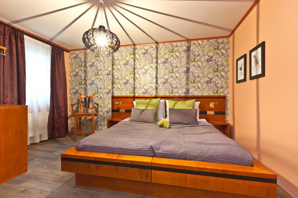 Oasis Prague Apartments Bagian luar foto