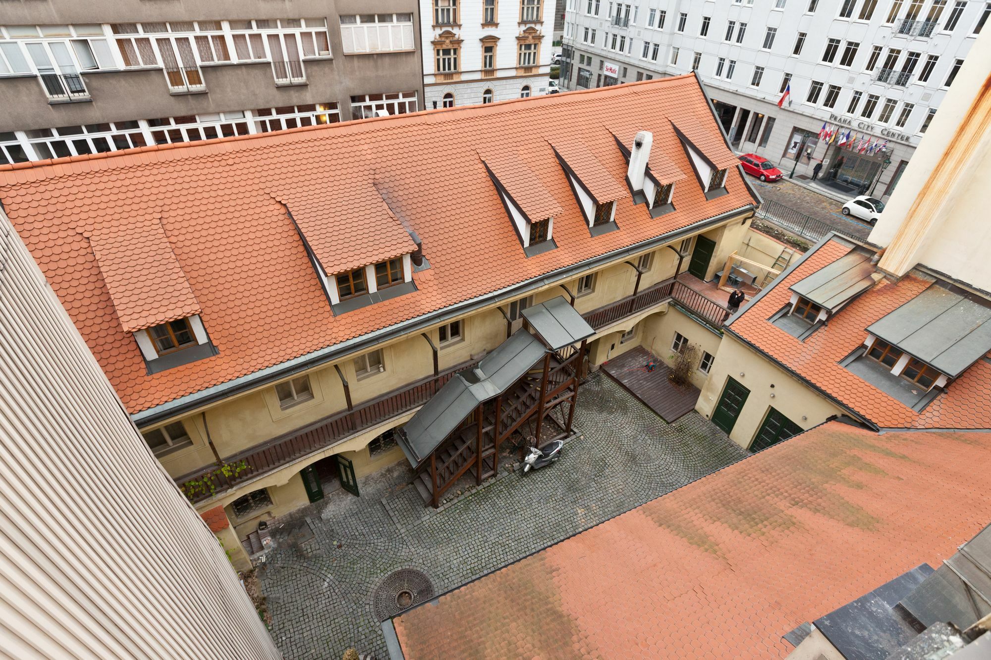 Oasis Prague Apartments Bagian luar foto